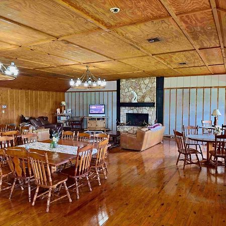 Hotel Crc Ranch Retreat à Bandera Extérieur photo