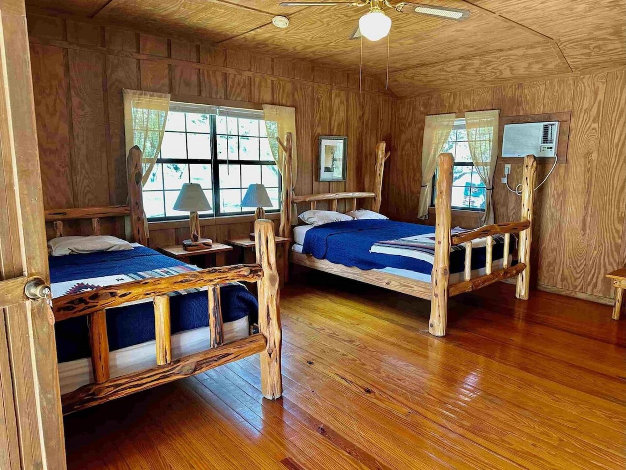 Hotel Crc Ranch Retreat à Bandera Chambre photo