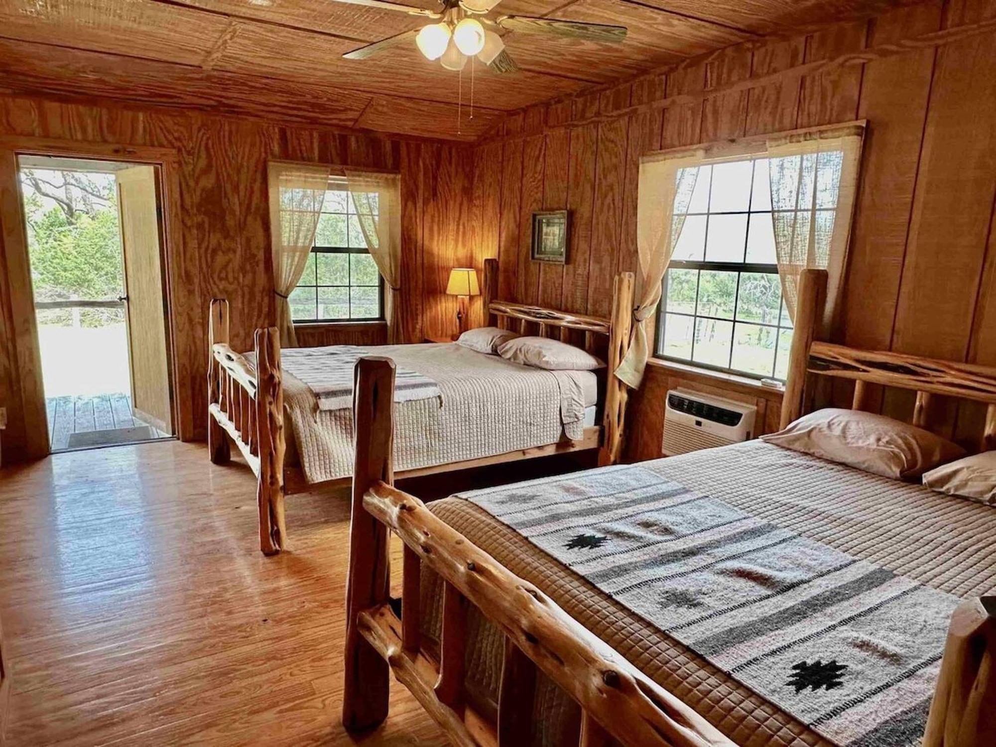 Hotel Crc Ranch Retreat à Bandera Chambre photo