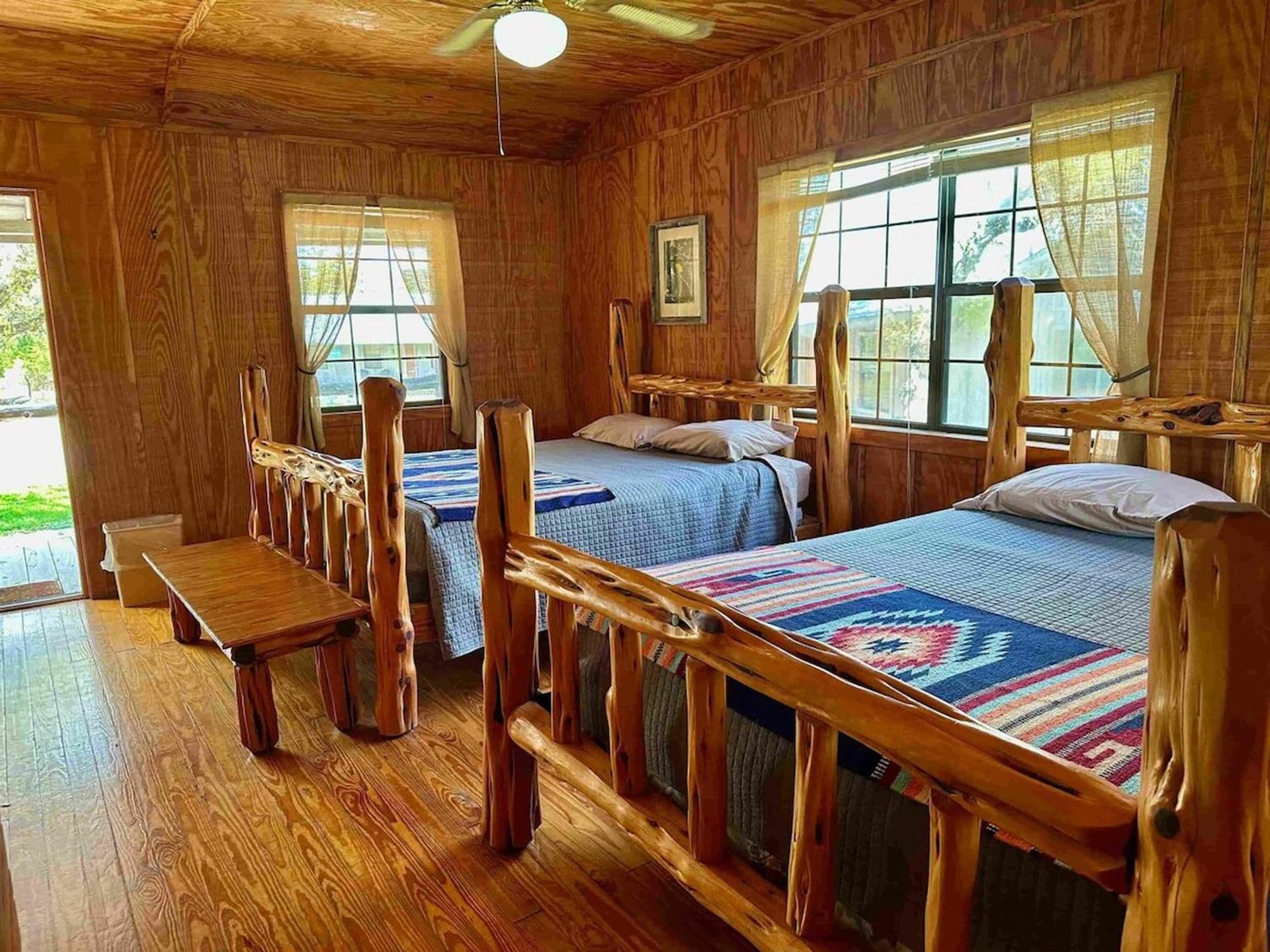 Hotel Crc Ranch Retreat à Bandera Chambre photo